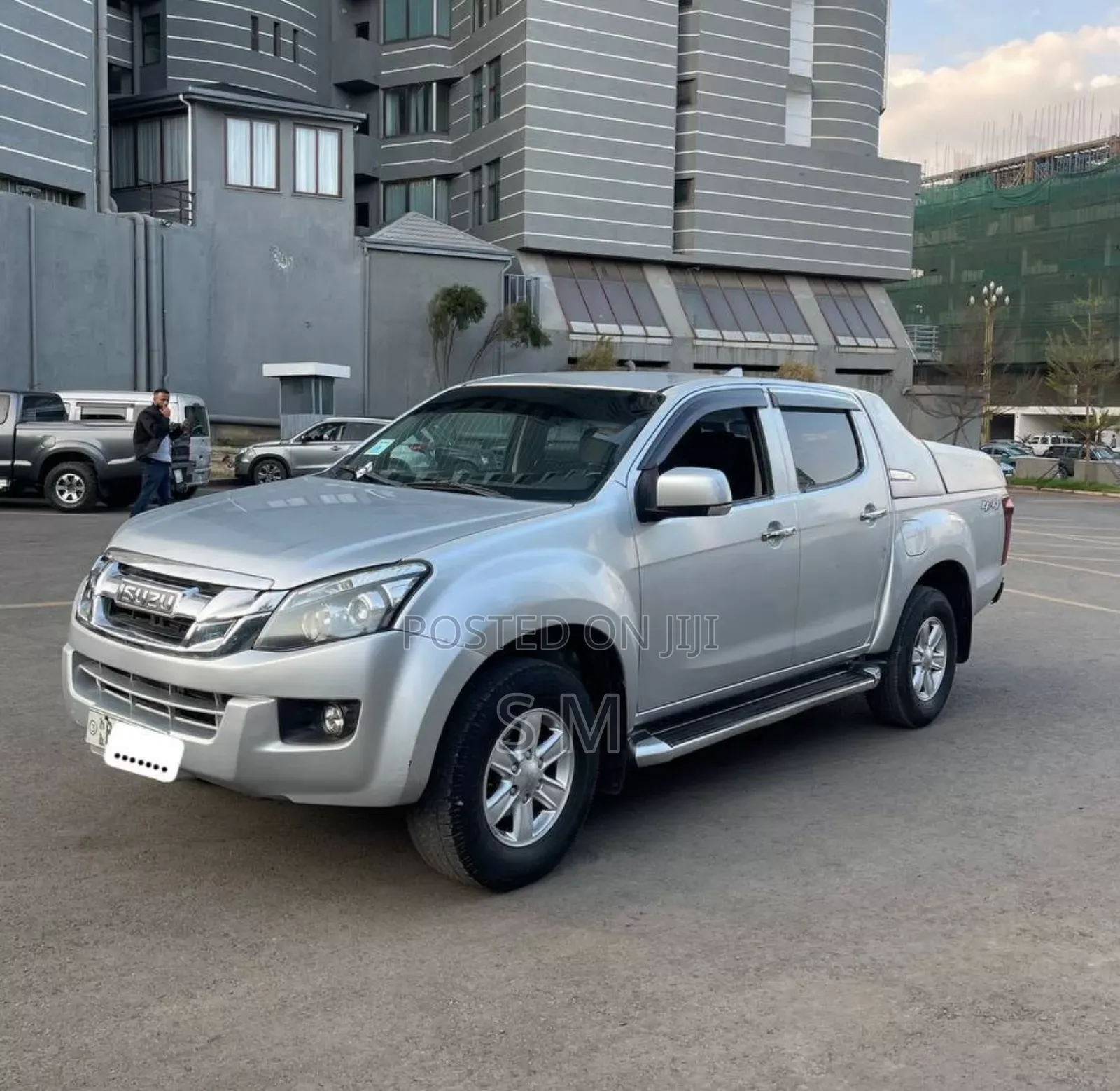 Isuzu D-MAX 2021 Silver