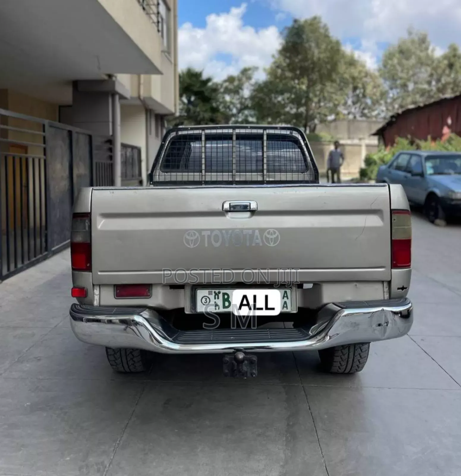 Toyota Hilux 2004 Gold