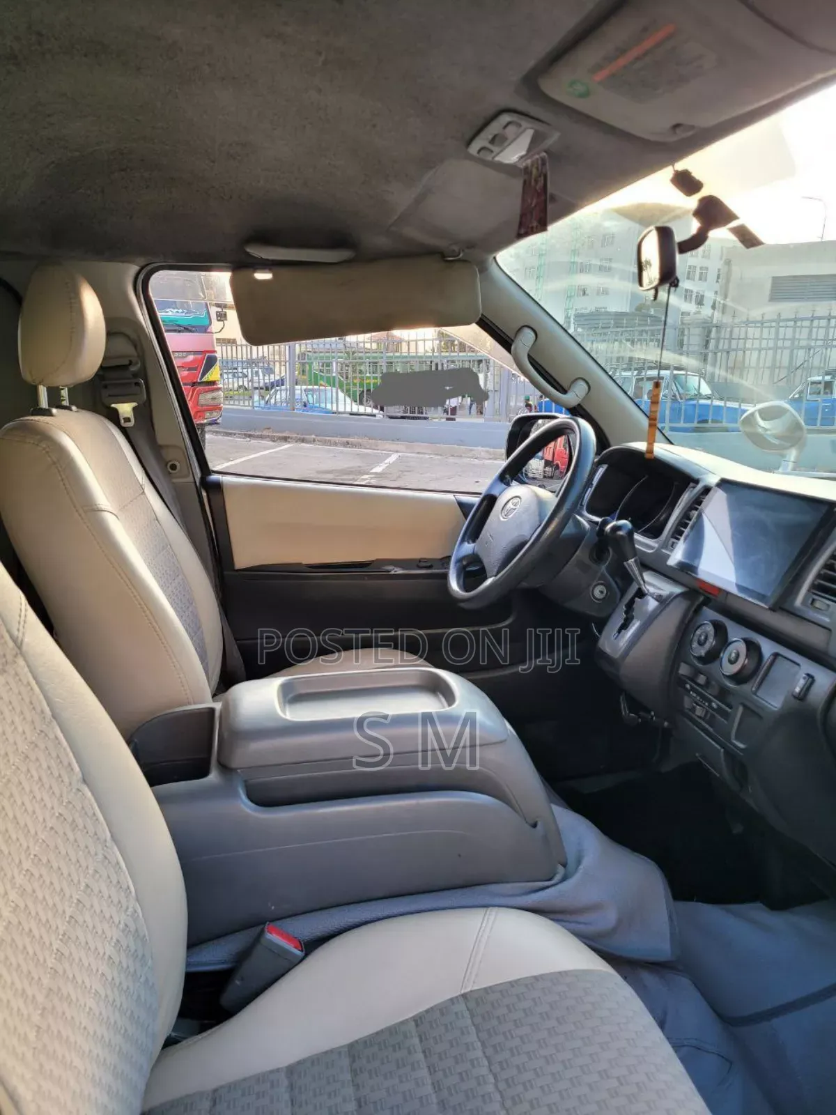 Toyota HiAce 2007 Grey