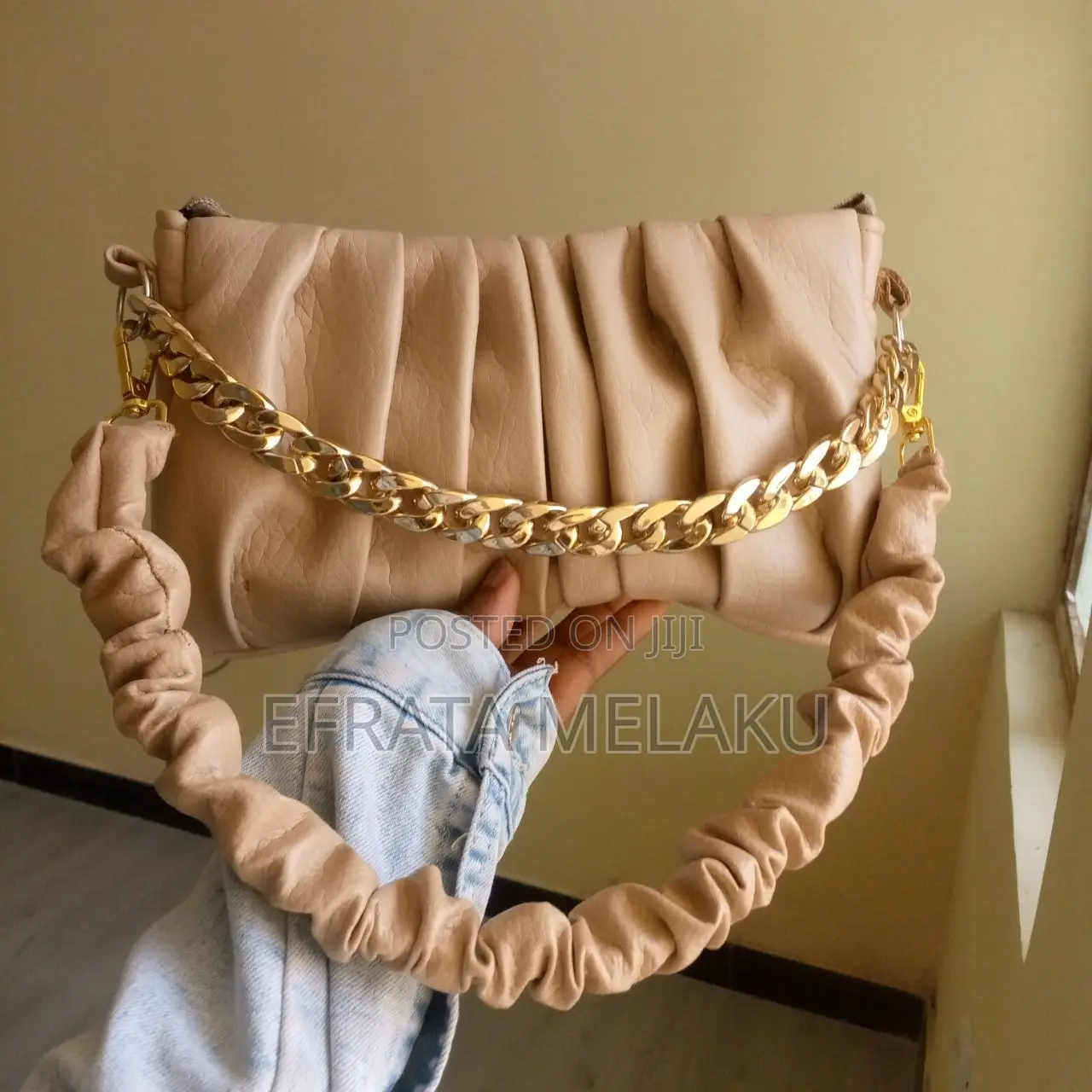 Pillow Clutch Puff Bag