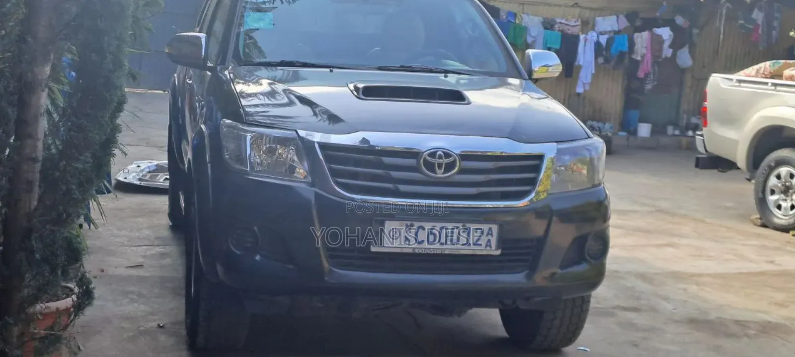 Toyota Hilux 2012 Blue