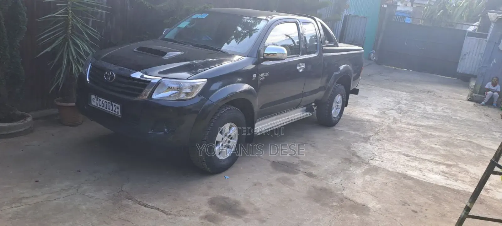 Toyota Hilux 2012 Blue