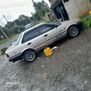Toyota Corolla Sedan 1990 Silver