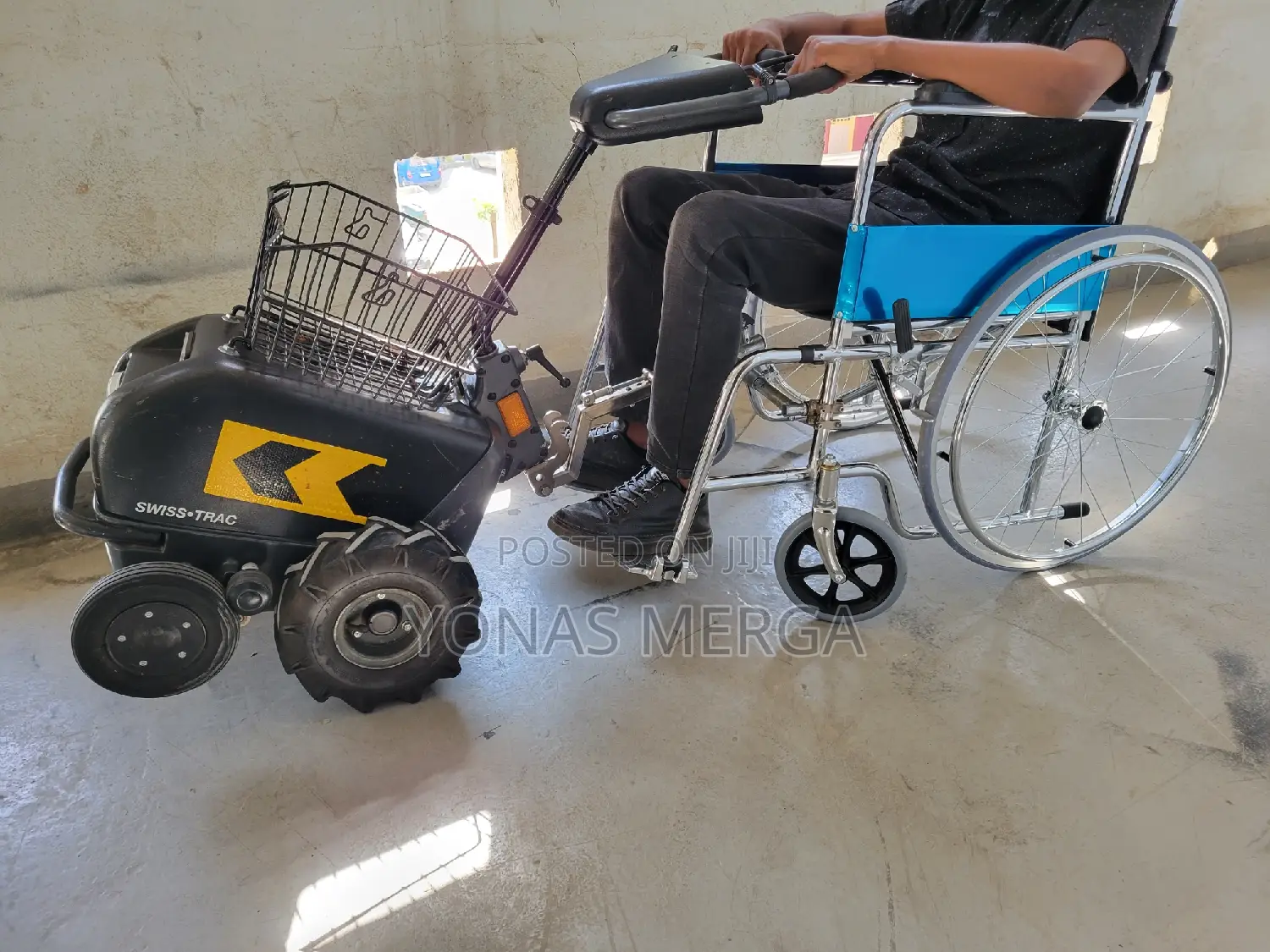 Swiss-Trac Wheelchair梵ለኮረኮንች,ለኮብል ምቹ喺electrical Wheelchair