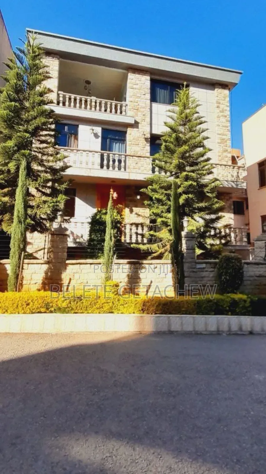 8bdrm House in Ayat Ambassador, G+2, Bole for sale