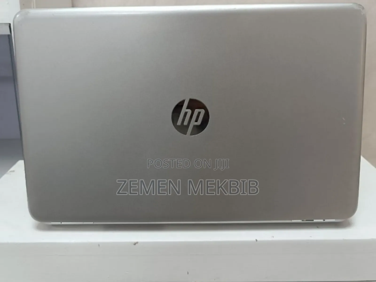 New Laptop HP Pavilion 15 8GB Intel Core I5 HDD 1T