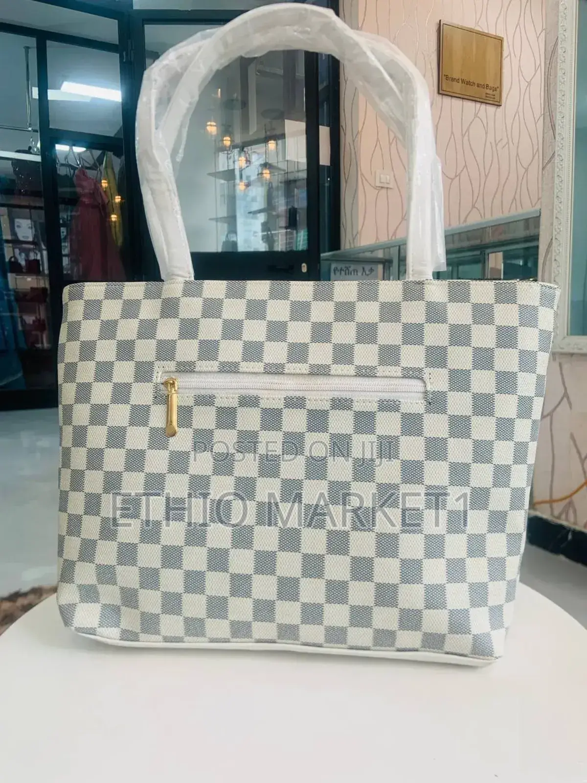 LV Women's Hand Bags