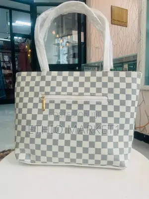 Photo - LV Women's Hand Bags