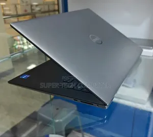 New Laptop Dell Precision 5570 20GB Intel Core I7 SSD 512GB