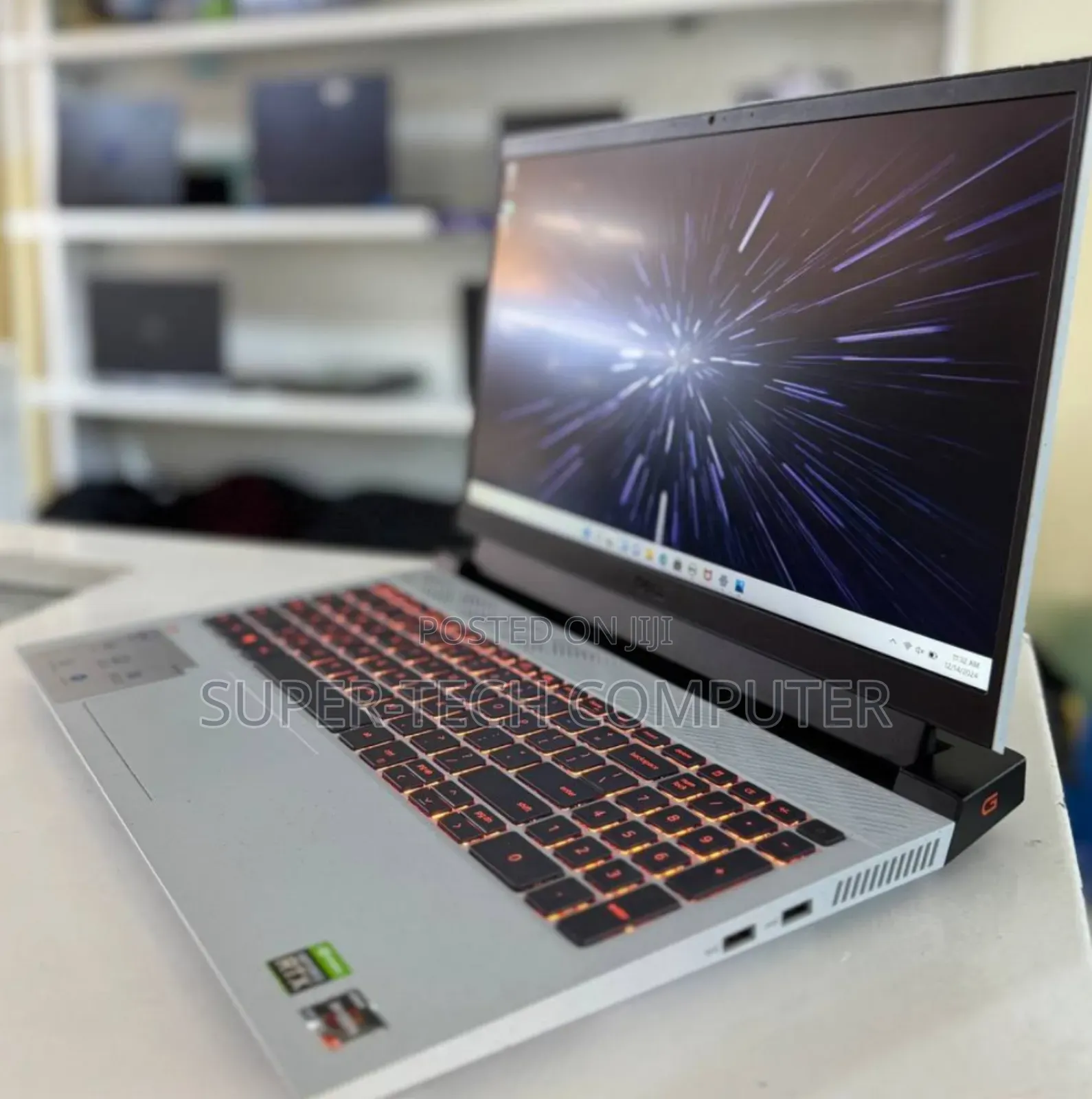 New Laptop Dell G15 5511 16GB AMD Ryzen 7 SSD 512GB