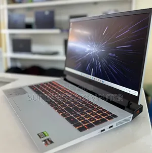 New Laptop Dell G15 5511 16GB AMD Ryzen 7 SSD 512GB