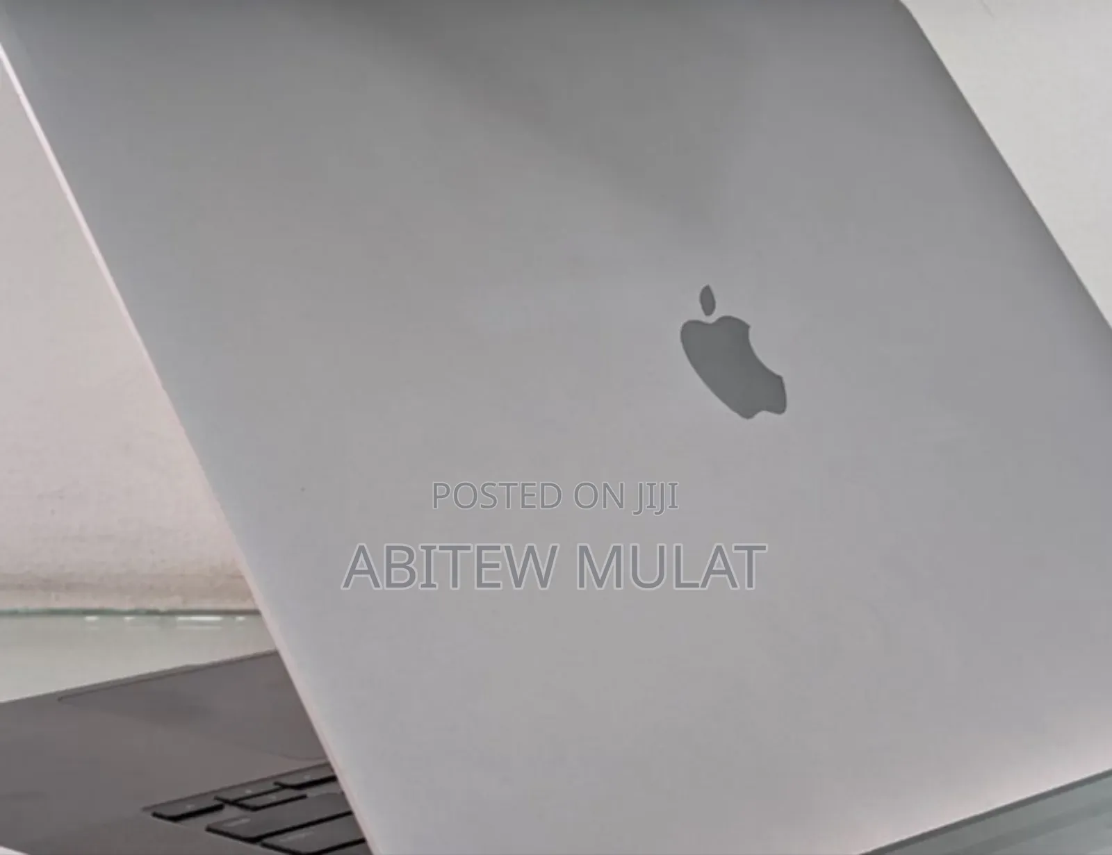 New Laptop Apple MacBook Pro 2019 16GB Intel Core I9 SSD 1T