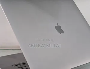 New Laptop Apple MacBook Pro 2019 16GB Intel Core I9 SSD 1T