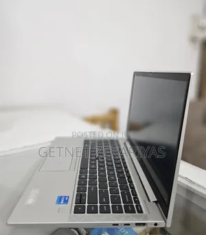 New Laptop HP EliteBook 840 G8 16GB Intel Core I5 SSD 512GB