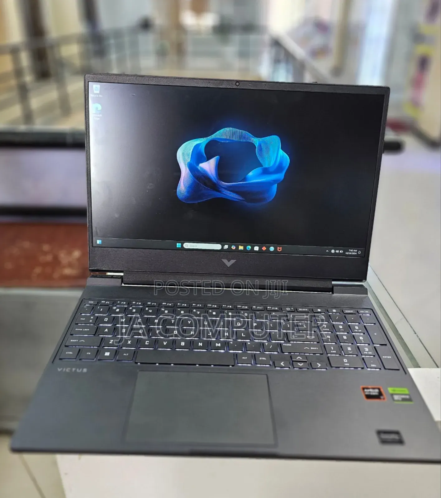 New Laptop HP Victus 16 16GB AMD Ryzen 7 SSD 1T