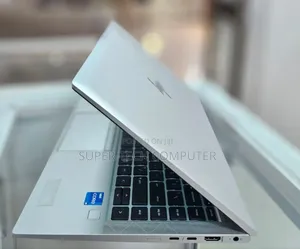 New Laptop HP EliteBook 840 G8 16GB Intel Core I5 SSD 512GB