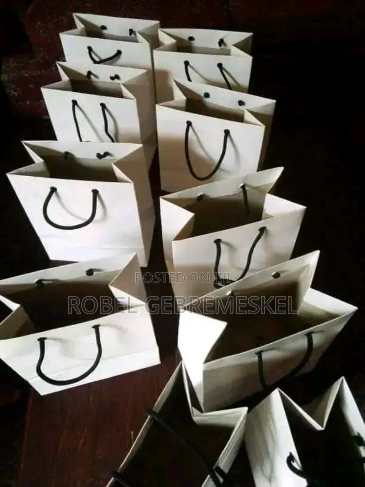 Zorka Paper Bags and Printing
Paper Bag ሰርታቹ ህትመት ለምትፈልጉ