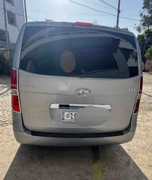 Hyundai Starex 2013 Grey