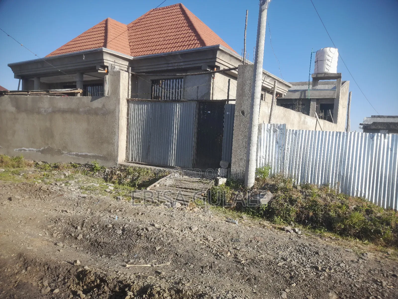 Furnished 4bdrm Farm House in Yeka for sale