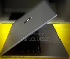 New Apple MacBook Pro 2023 M3 14-Inch 8GB Apple M3 Pro SSD 512GB