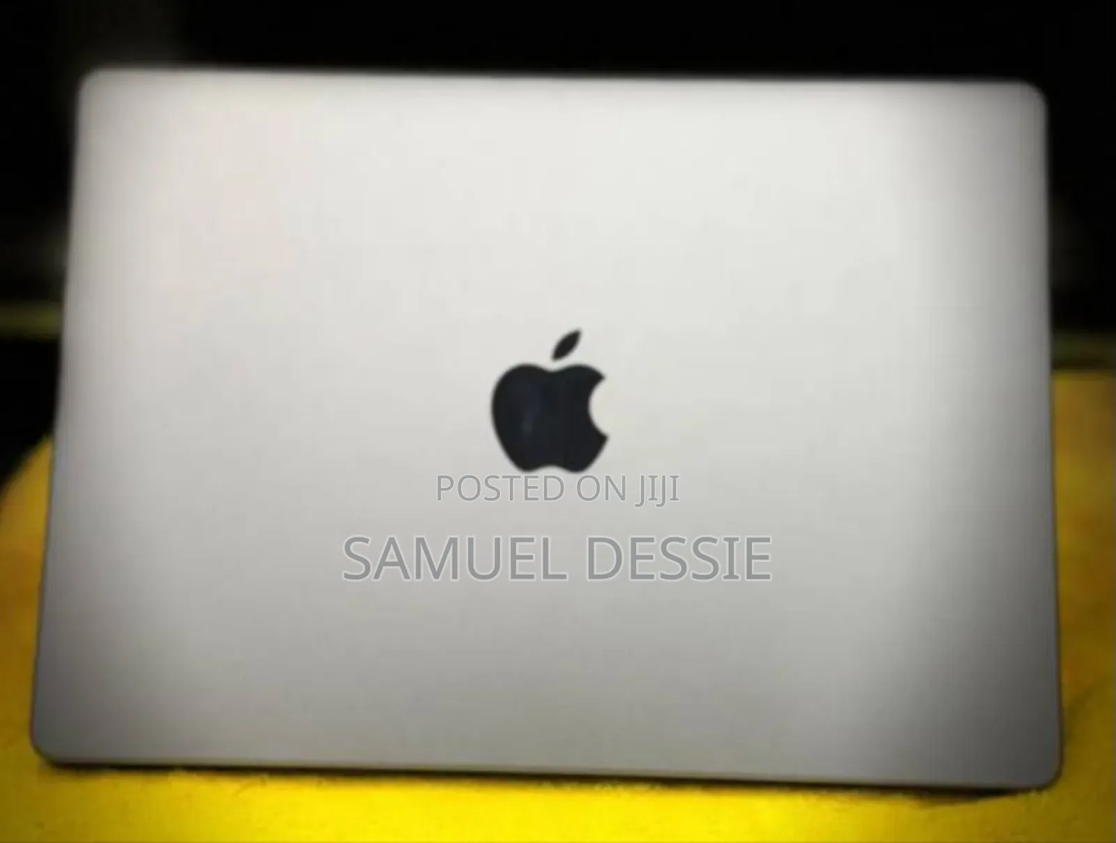 New Apple MacBook Pro 2023 M3 14-Inch 8GB Apple M3 Pro SSD 512GB