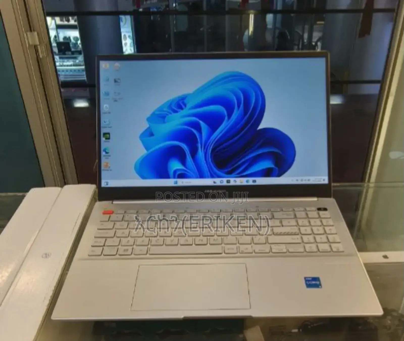 New Laptop Asus VivoBook 15 X505BA 16GB Intel Core I5 SSD 512GB