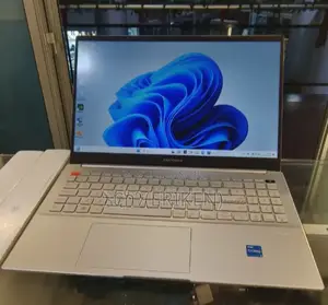 New Laptop Asus VivoBook 15 X505BA 16GB Intel Core I5 SSD 512GB