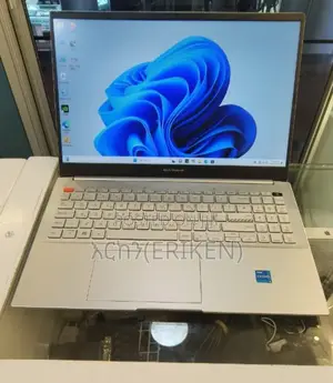 New Laptop Asus VivoBook 15 X505BA 16GB Intel Core I5 SSD 512GB