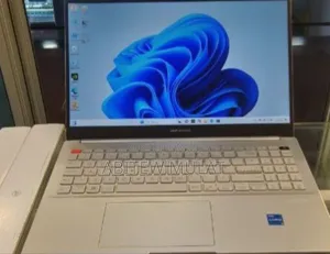 Photo - New Laptop Asus VivoBook 15 X505BA 16GB Intel Core I5 SSD 512GB