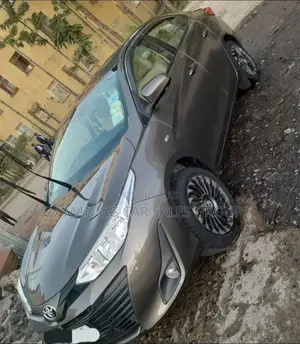 Toyota Yaris 2020 Gray