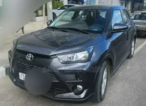 Photo - Toyota Raize 2022 Gray