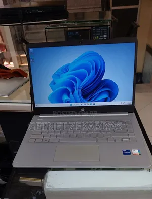 New Laptop HP Stream Notebook 16GB Intel Core I7 SSD 512GB