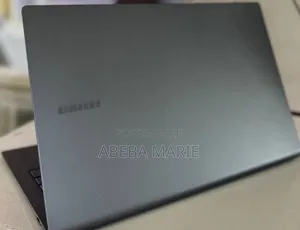 New Laptop Samsung 8GB Qualcomm Snapdragon X Plus SSD 256GB
