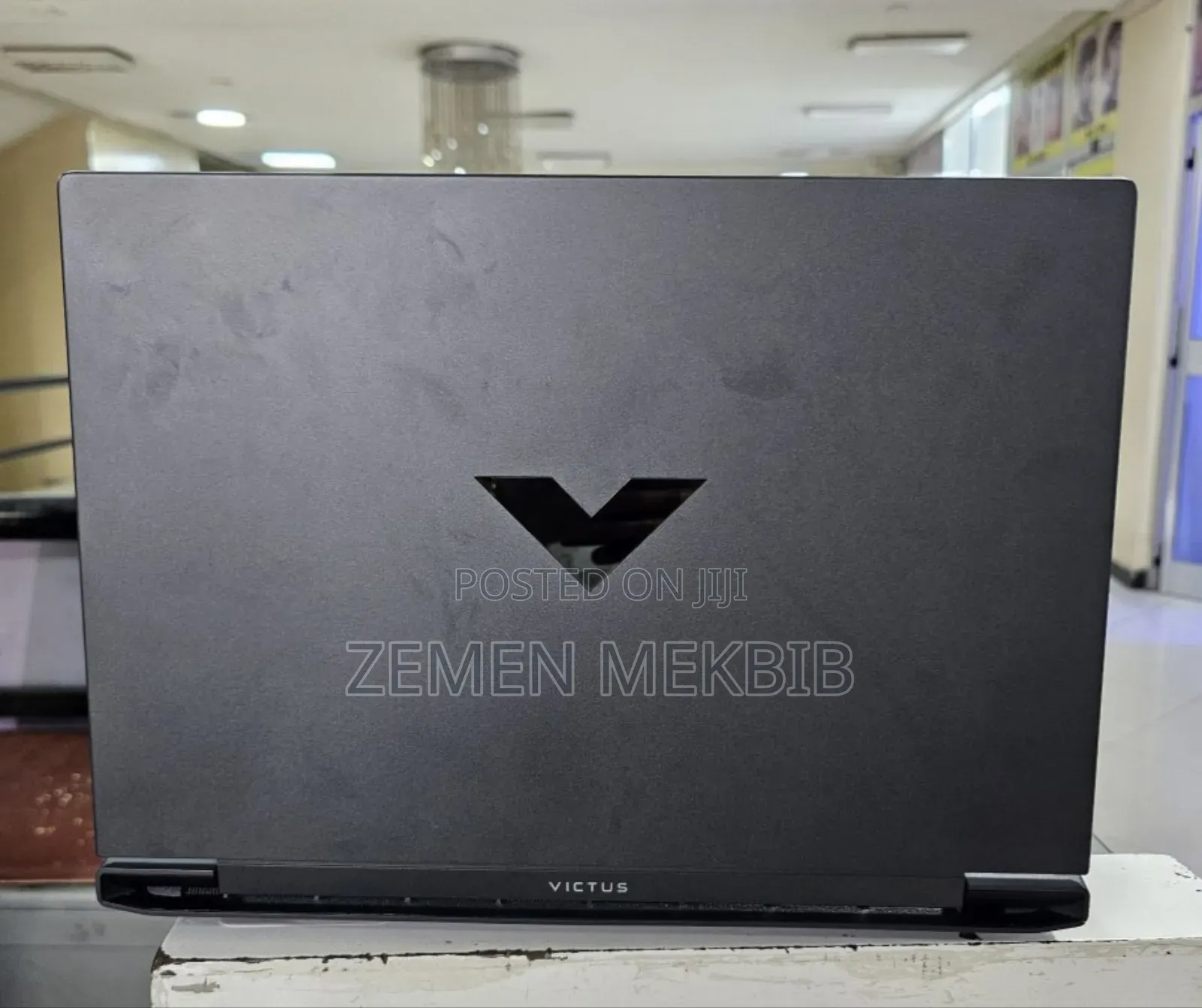 New Laptop HP Victus 15 16GB AMD Ryzen 7 SSD 1T