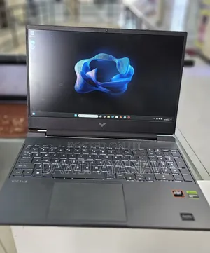New Laptop HP Victus 15 16GB AMD Ryzen 7 SSD 1T