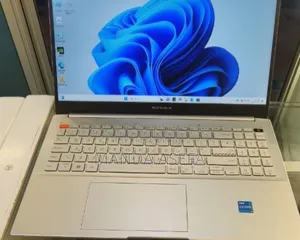 New Laptop Asus VivoBook 15 X505BA 16GB Intel Core I5 SSD 512GB