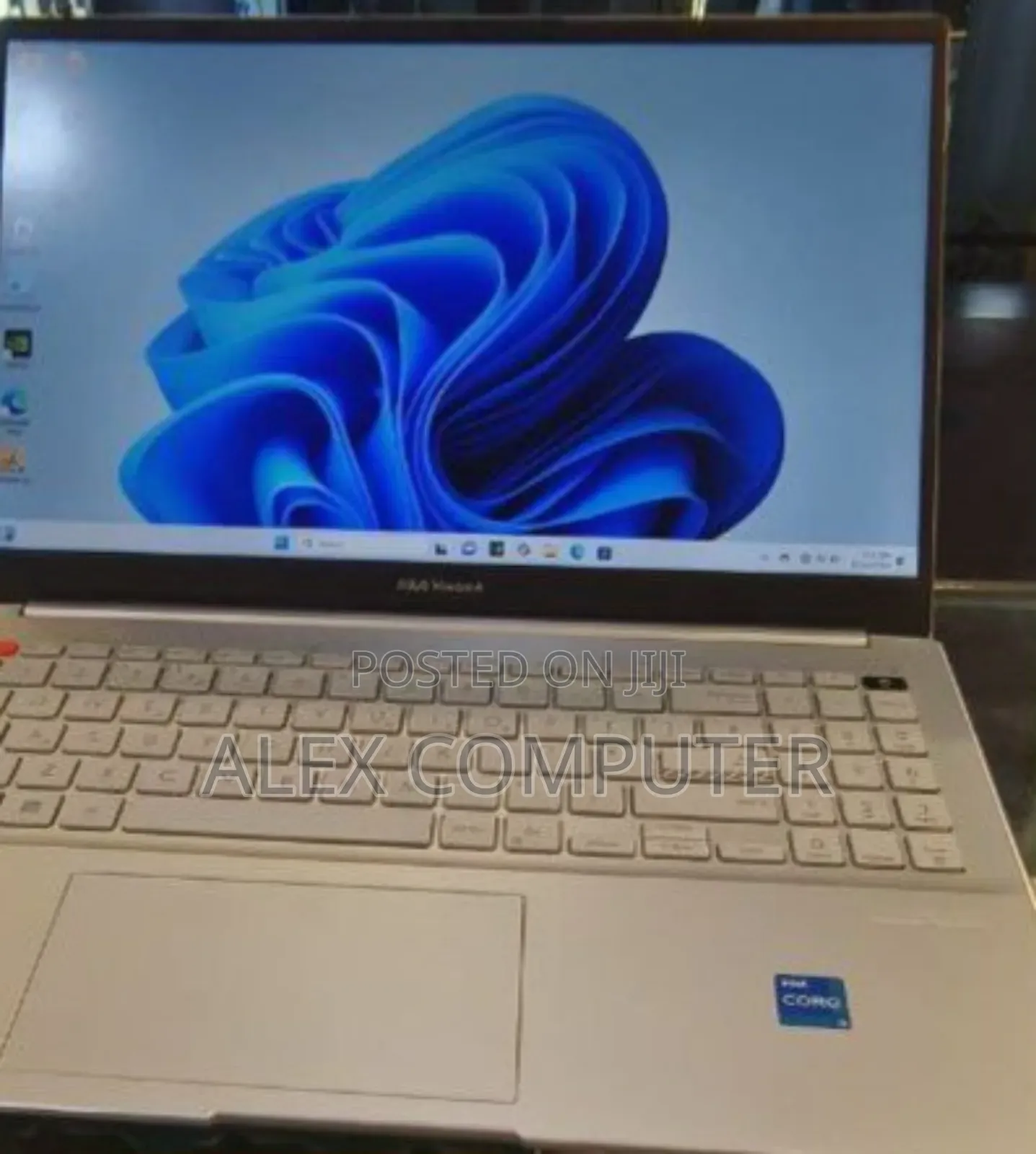 New Laptop Asus VivoBook 15 X505BA 16GB Intel Core I5 SSD 512GB