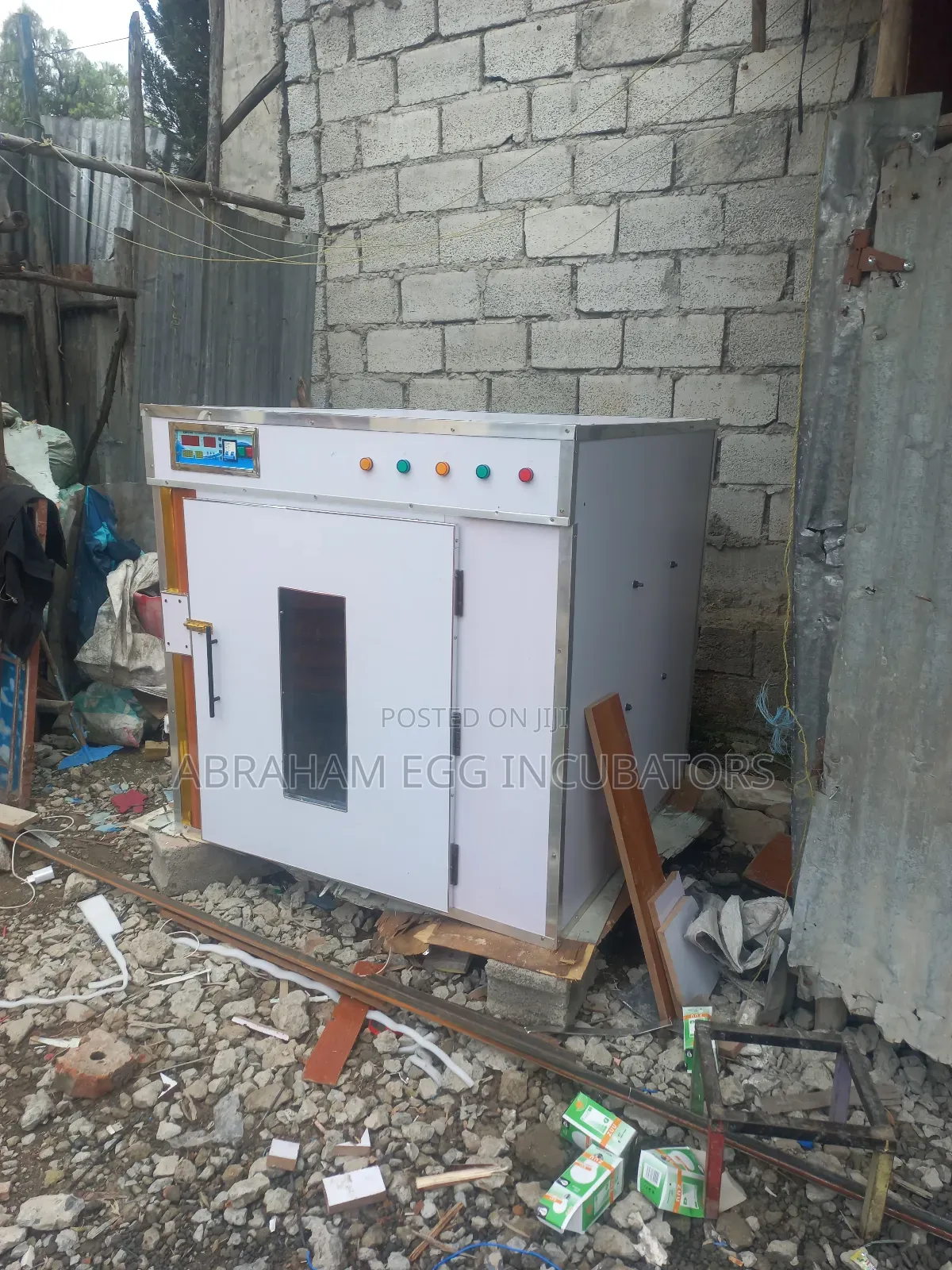 እንቁላል መፈልፈያ ማሽን Automatic Egg Incubator Machine