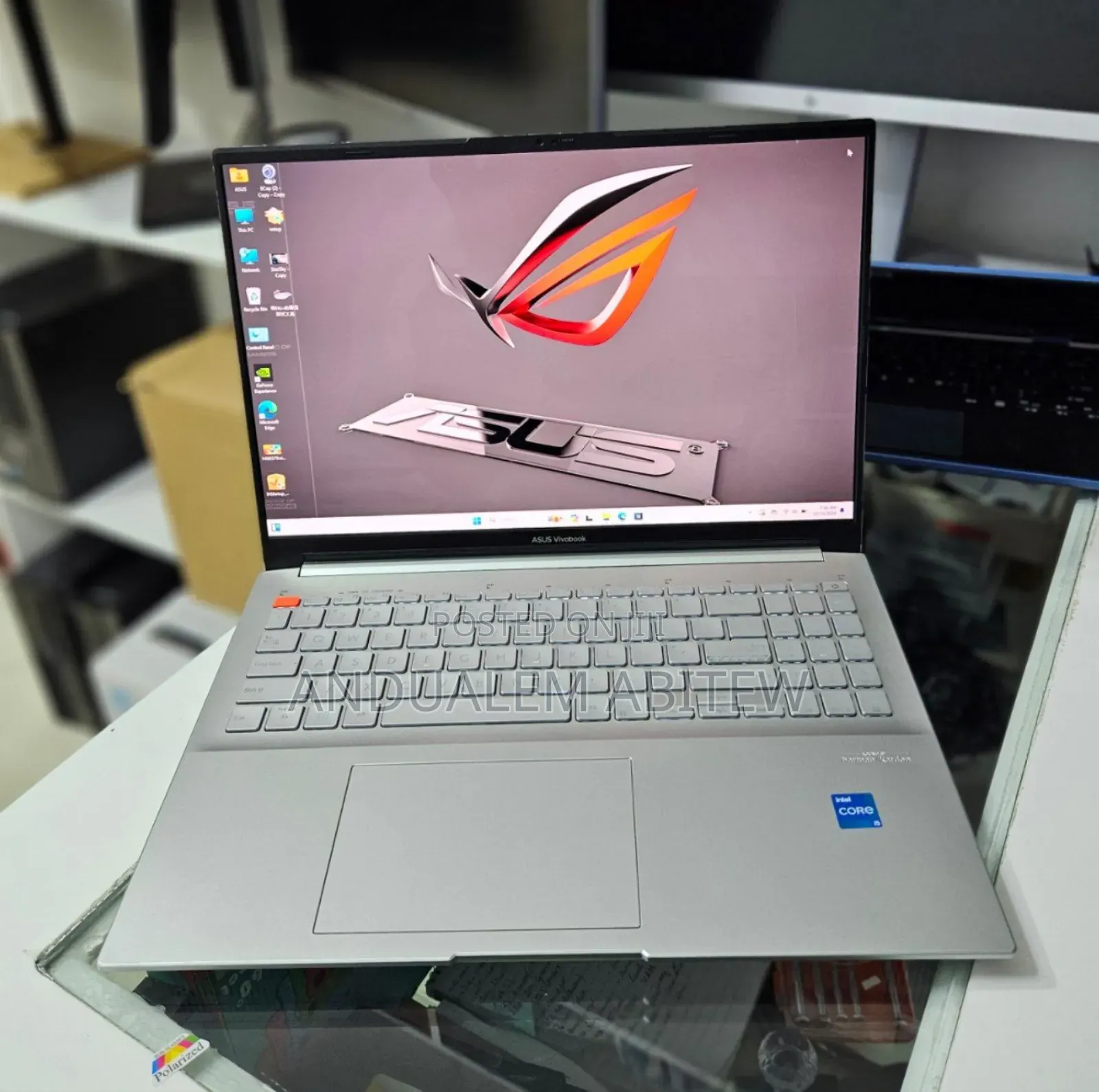 New Laptop Asus VivoBook 15 X505BA 16GB Intel Core I5 SSD 512GB