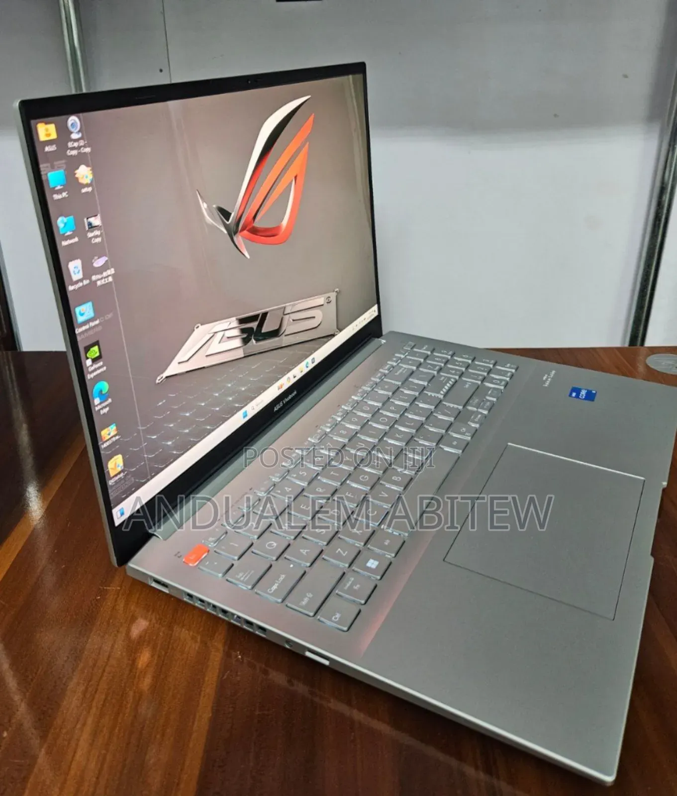 New Laptop Asus VivoBook 15 X505BA 16GB Intel Core I5 SSD 512GB