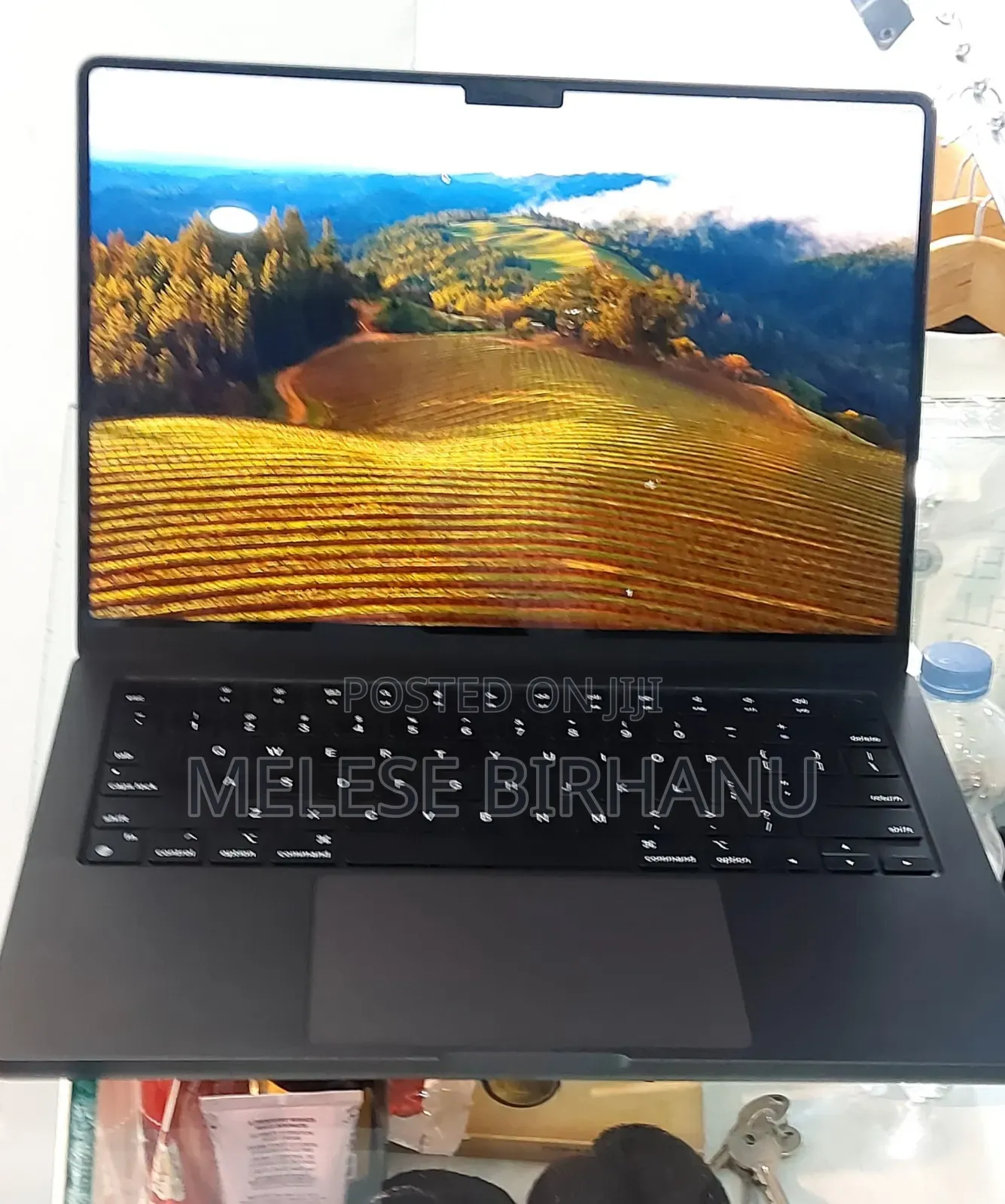 New Apple MacBook Pro 2023 M3 14-Inch 18GB Apple M3 Pro SSD 512GB