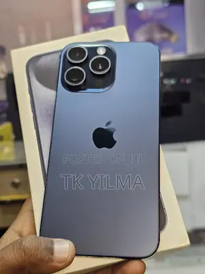 Photo - Apple iPhone 15 Pro Max 256 GB