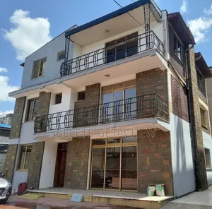 8bdrm House in Bole G+2 House for sale