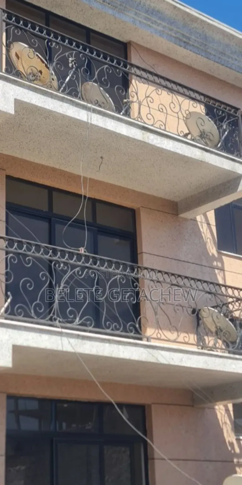 5bdrm House in Meta Jacros, G+2, Bole for sale