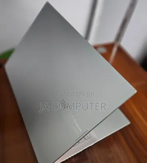 New Laptop Asus VivoBook 15 X505BA 16GB Intel Core I5 SSD 512GB