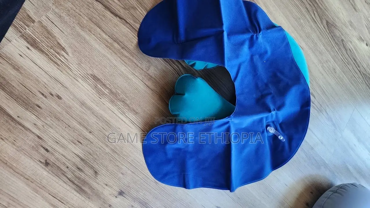የሚነፋ የአንገት ትራስ Inflatable Neck Pillow for Travelers!
