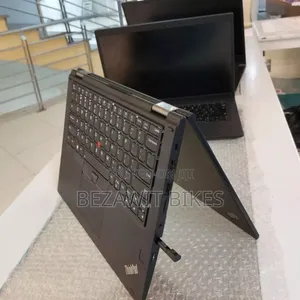 Photo - New Laptop Lenovo ThinkPad Yoga 370 16GB Intel Core I5 SSD 512GB