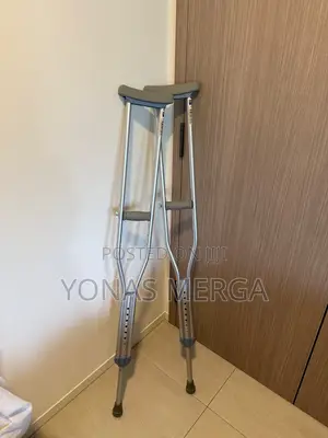 Photo - Bilateral Crutches敏bariatric Crutches刃elbow Crutche矞crutches