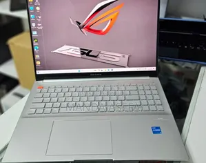 New Laptop Asus VivoBook 15 X505BA 16GB Intel Core I7 SSD 512GB