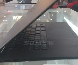 New Laptop Dell Precision 5540 16GB Intel Core I9 SSD 512GB